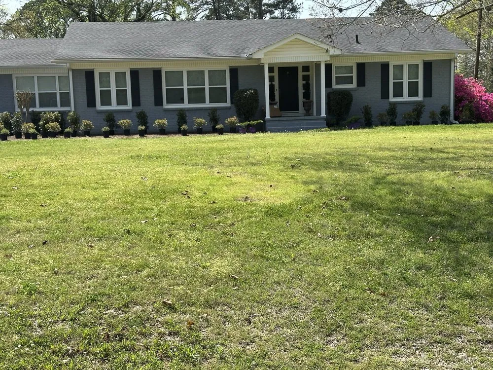 Trusted lawn mowing service experts serving Meridian, MS - Sovereign Residential Services