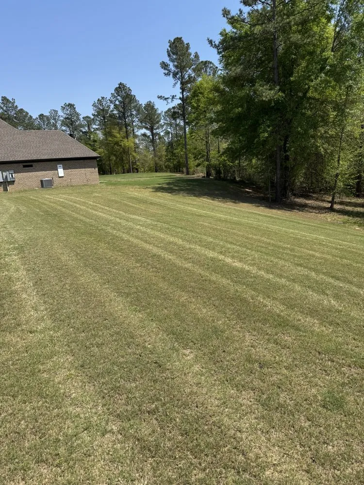 Expert garden landscaping in Wetumpka, AL - Sow & Grow Lawncare