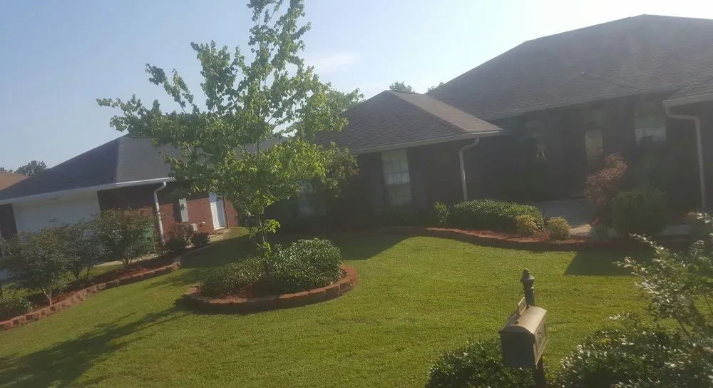 Custom garden landscaping in Gulf Breeze, FL by Sowing Seeds Lawn Service