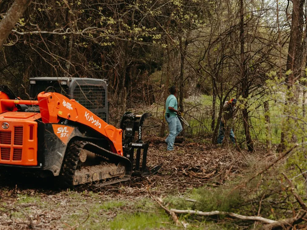 Affordable yard cleanup service in Terrell, TX - Sozo Landworks