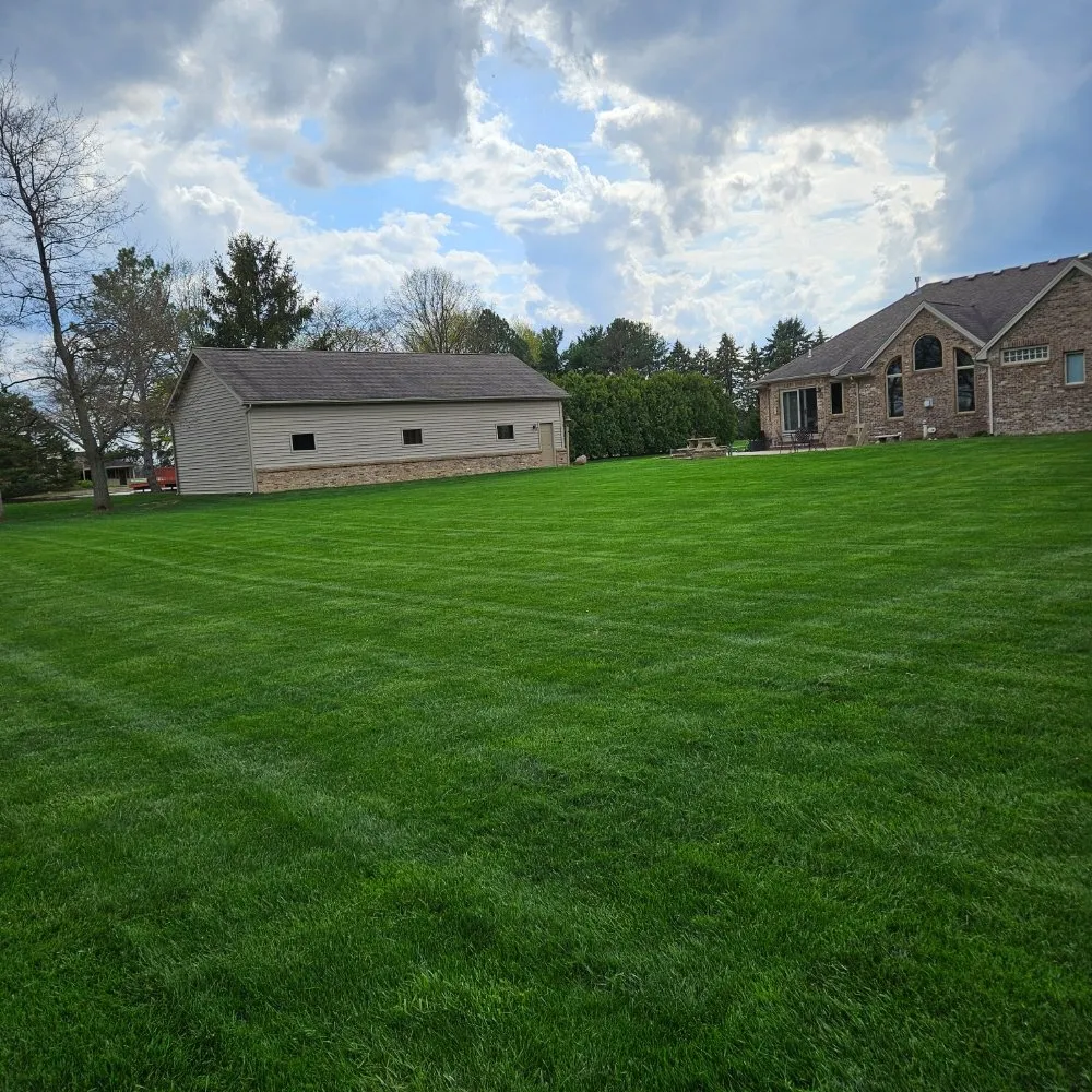 Custom yard maintenance in Sylvania, OH by SP Landscaping