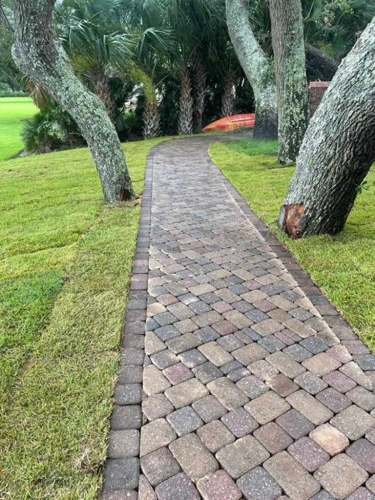 Expert landscaping services near you across Navarre, FL - Sp lawn care and landscaping