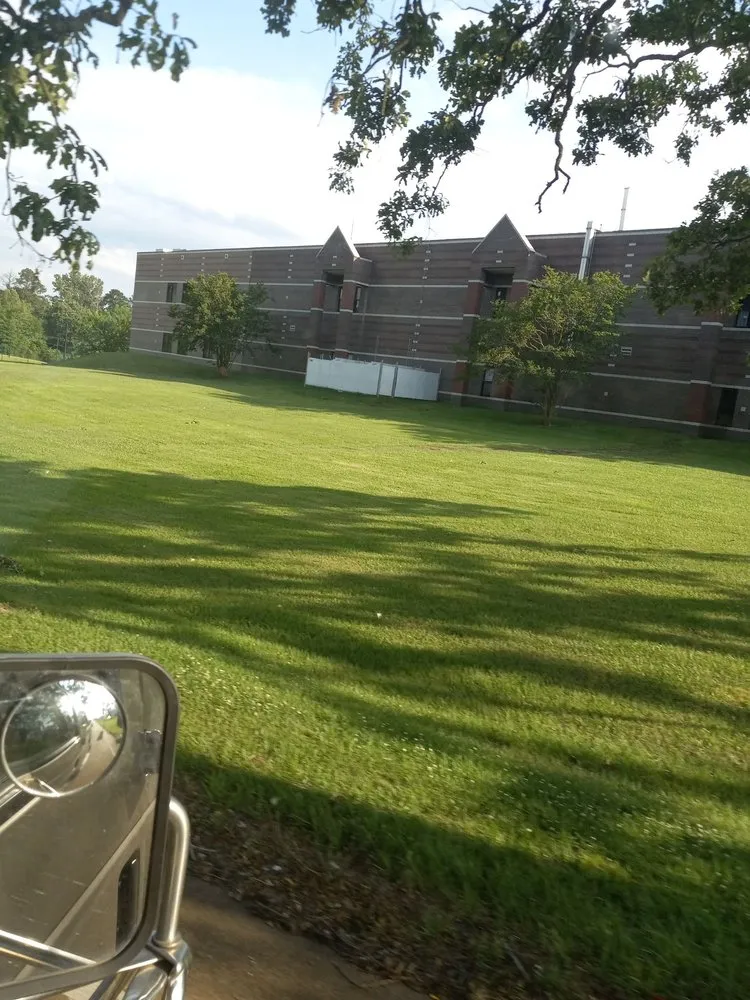 Professional residential landscaping experts serving Vicksburg, MS - S&P Lawn service