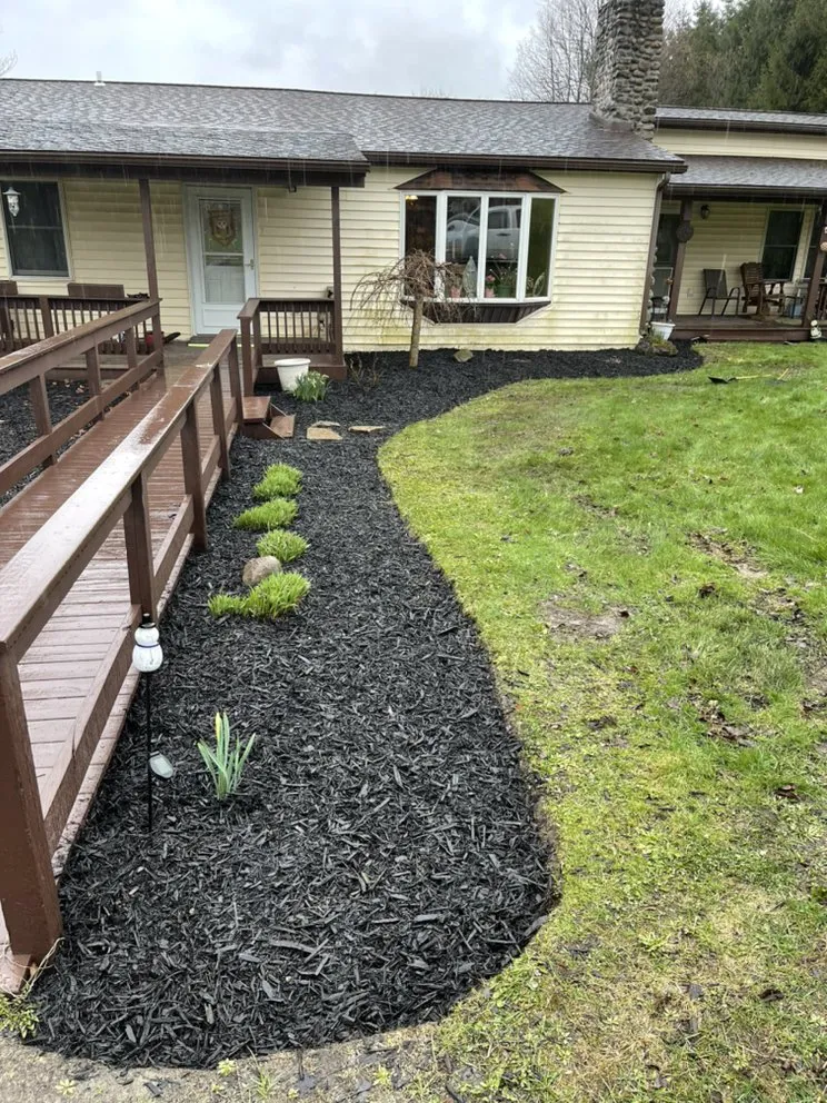 Custom outdoor landscaping in Endicott, NY - Space Maintenance