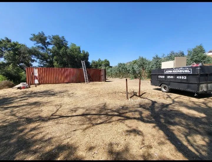 Expert yard cleanup service experts serving Fallbrook, CA - SpaceWaste