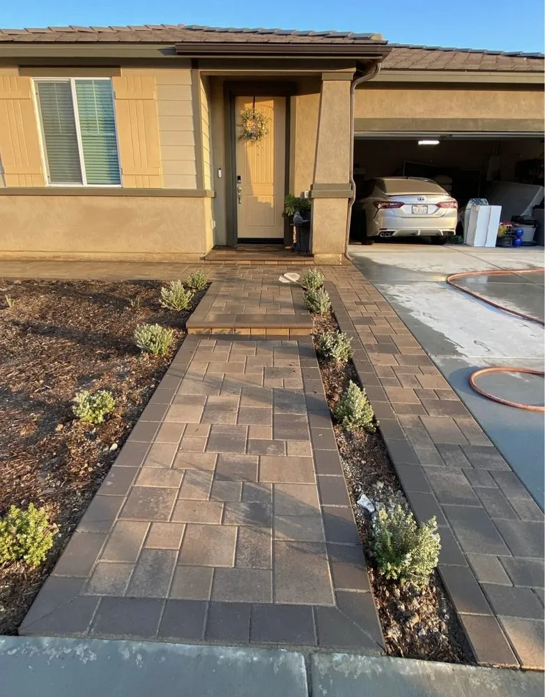 Professional yard cleanup service near you in Sunnyvale, CA by Spade Pavers & Design