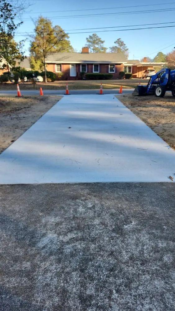Local lawn care service experts serving Macclesfield, NC - Spain's Land Development