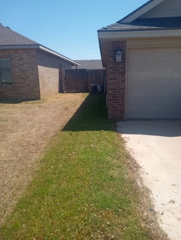 Top-rated yard cleanup service for beautiful yards in Slaton, TX by Spankys Lawn Care & Tree Service