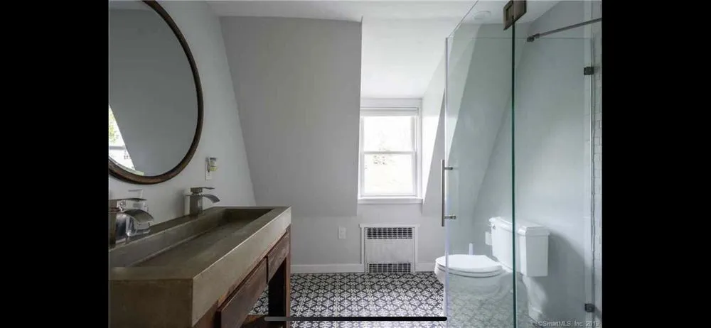 Affordable residential landscaping for homes in Ledyard, CT by Sparkle Lake Services