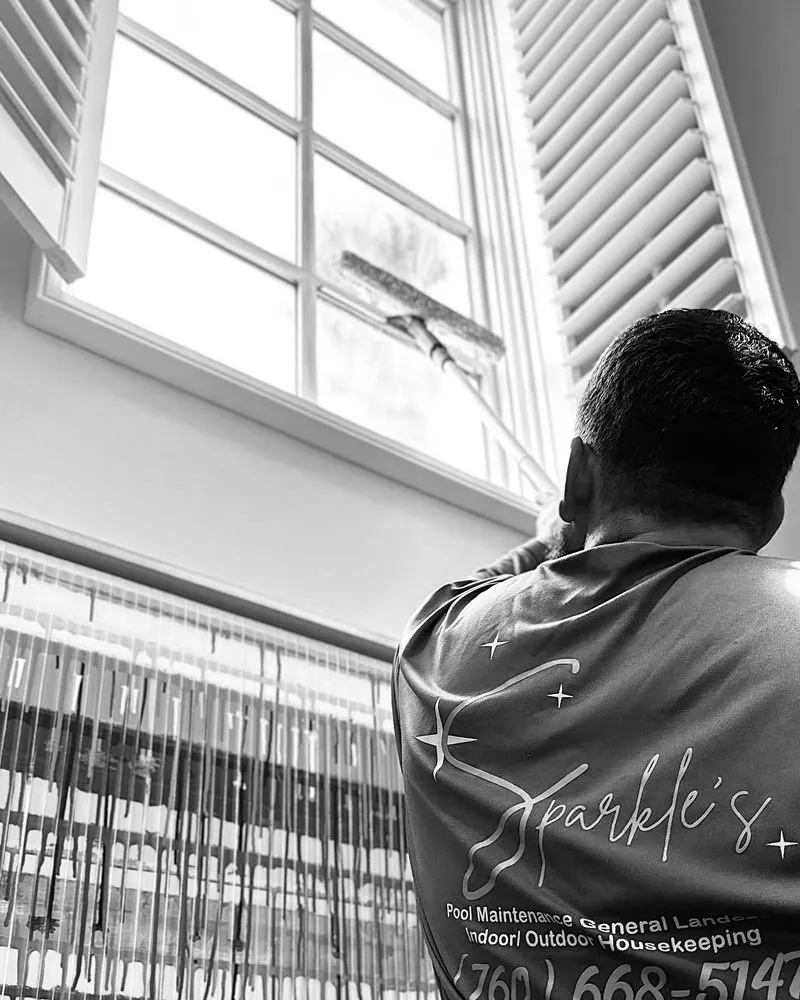 Trusted lawn mowing service experts serving Coachella, CA - Sparkles Services