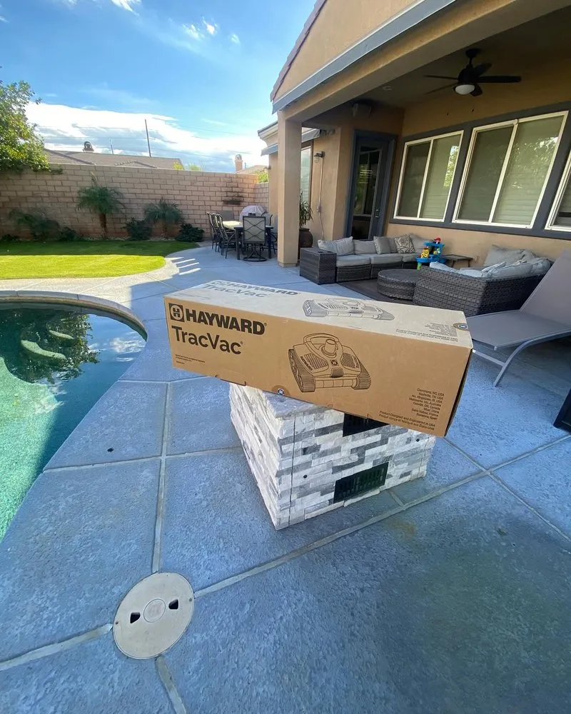 Top-rated lawn care service in Coachella, CA by Sparkles Services