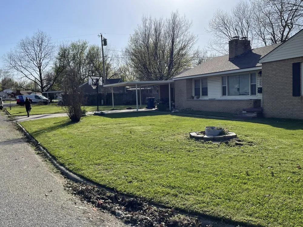 Custom yard cleanup service in Miami, OK by Sparks Lawn Care