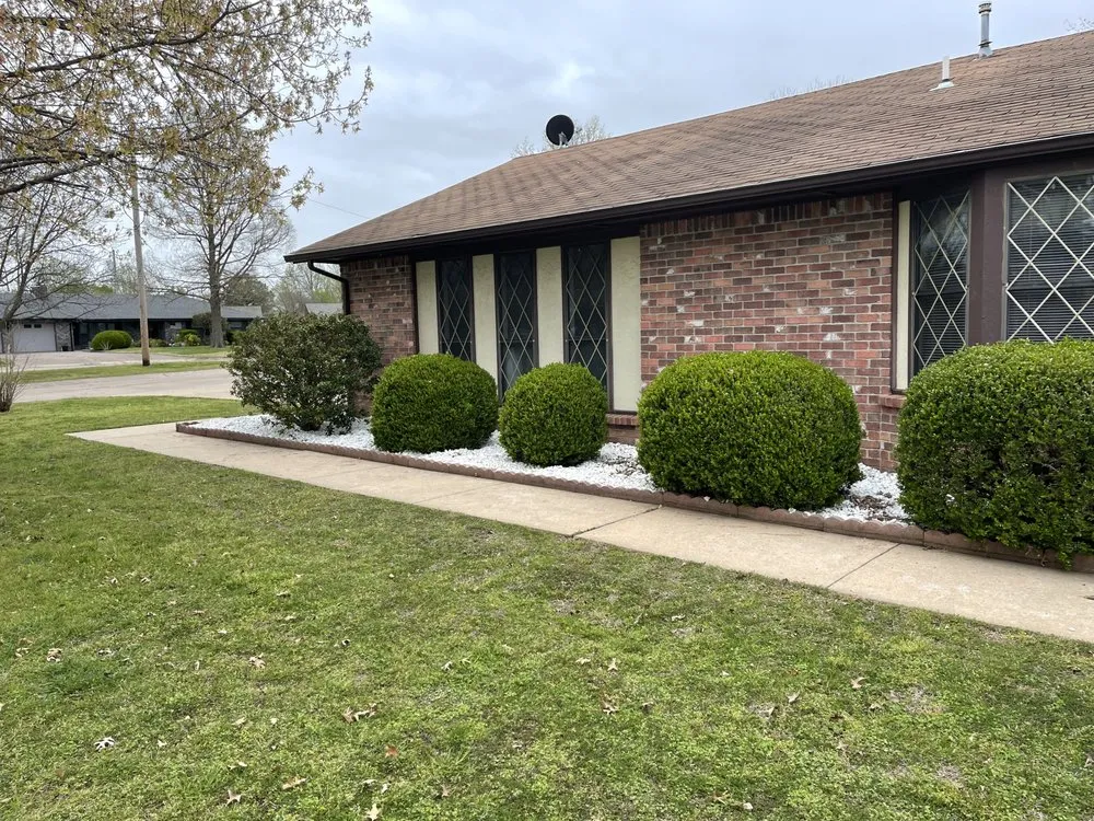 Top-rated landscape installation in Miami, OK by Sparks Lawn Care