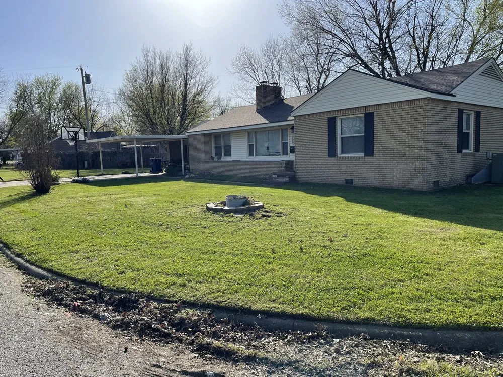 Local residential landscaping experts serving Miami, OK - Sparks Lawn Care