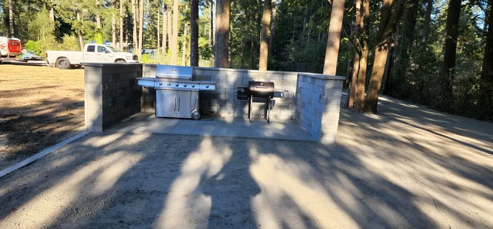 Custom lawn care service experts serving Lake Stevens, WA - Spartan & Gonzay Landscaping