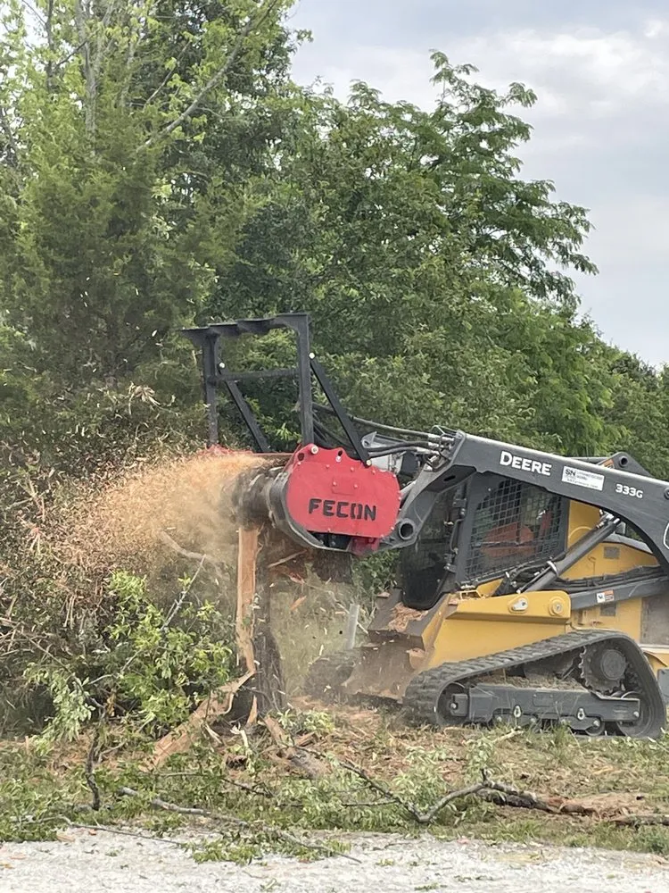 Affordable outdoor landscaping experts serving Hawk Point, MO - Spartan Forestry & Mulching