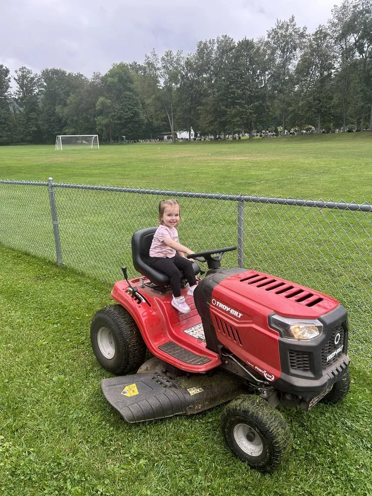 Expert yard maintenance experts serving Hasbrouck Heights, NJ - Spartan Landscaping