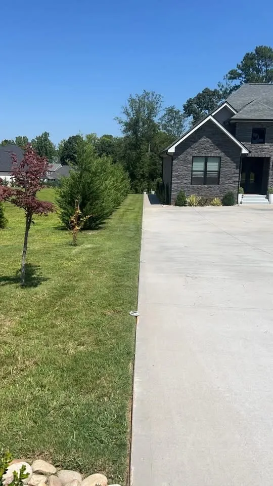 Local lawn care service in Spartanburg, SC - SpartanGreen Construction