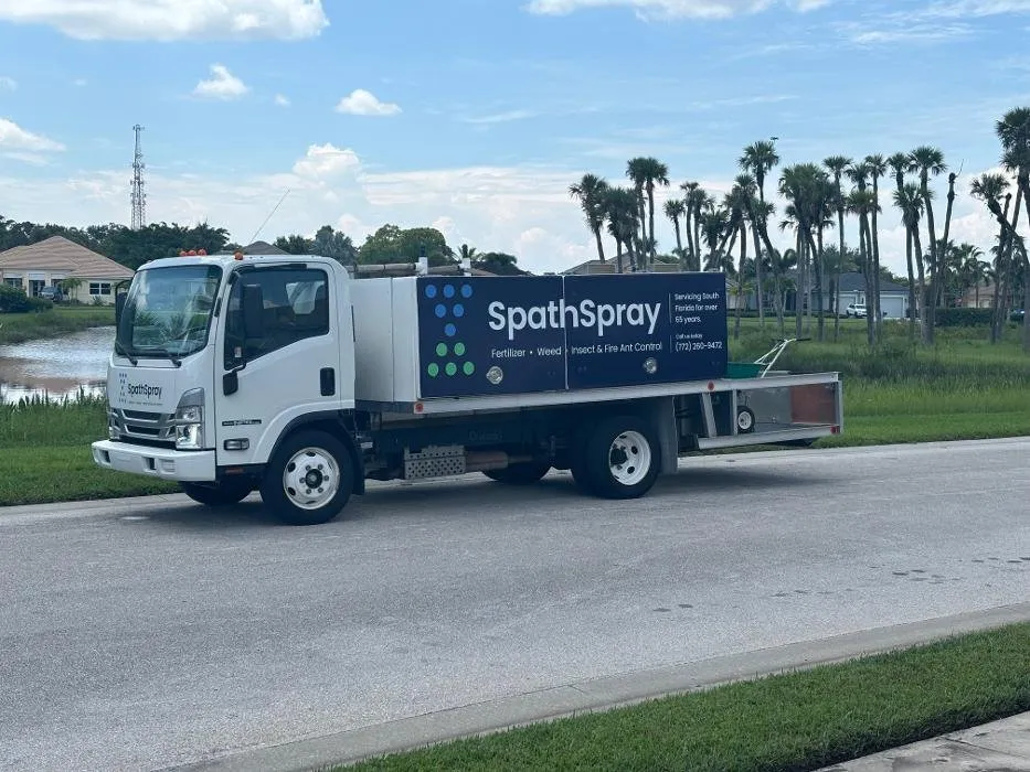 Professional yard maintenance with custom design in Hobe Sound, FL by Spath Spray