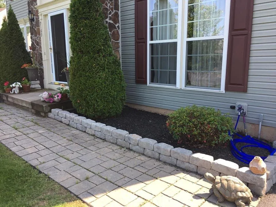 Top-rated lawn mowing service in Central Square, NY by Spaulding’s Lawn Care Service