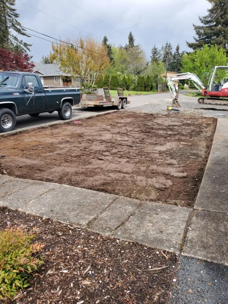 Trusted lawn mowing service in Hillsboro, OR - Spearhead Construction