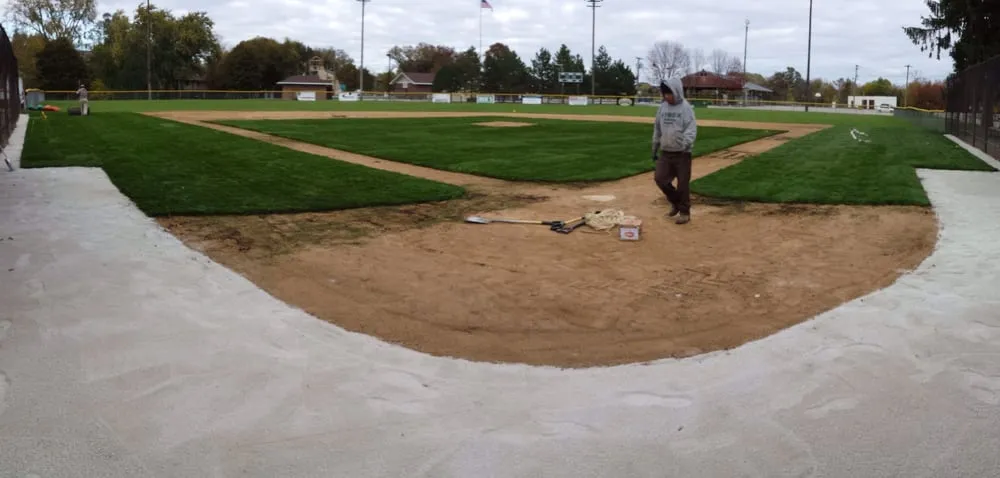 Affordable yard cleanup service for homes across Round Lake, IL - Special Effects Landscaping