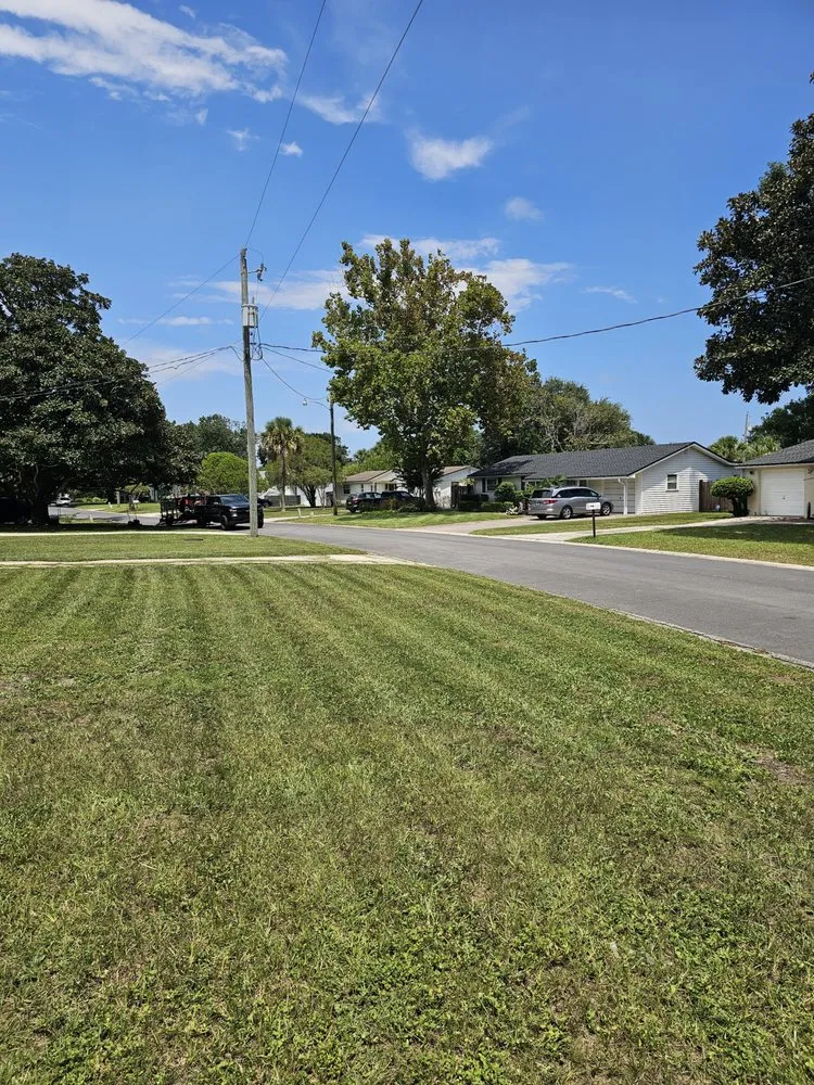 Local yard maintenance in Green Cove Springs, FL by Specialized Landscape and Maintenance