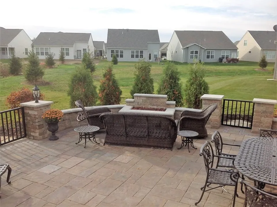 Affordable residential landscaping experts serving North Ridgeville, OH - Specialscapes