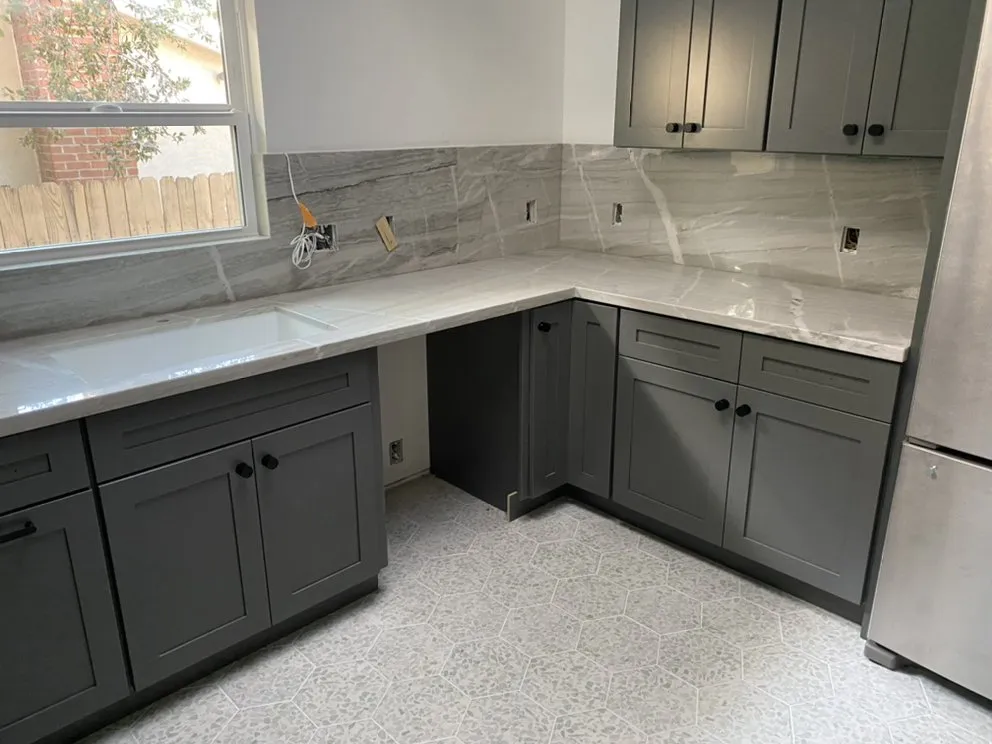 Custom garden landscaping in Fontana, CA - Specialty Builders