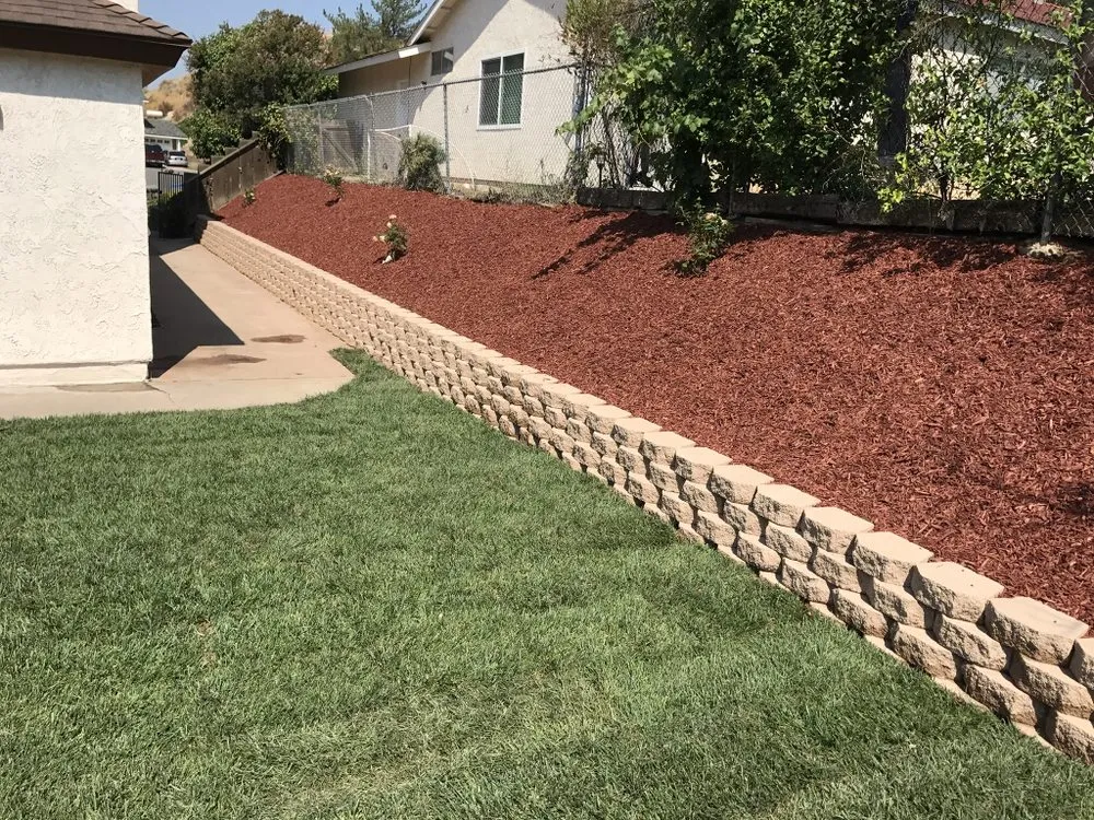 Expert outdoor landscaping experts serving Fontana, CA - Specialty Builders