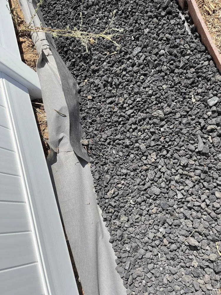 Professional lawn care service in Fontana, CA - Specialty Builders