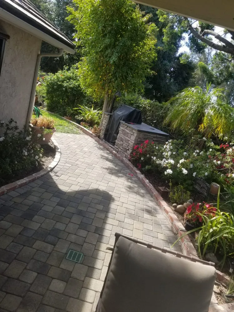 Expert garden landscaping in Fontana, CA - Specialty Builders