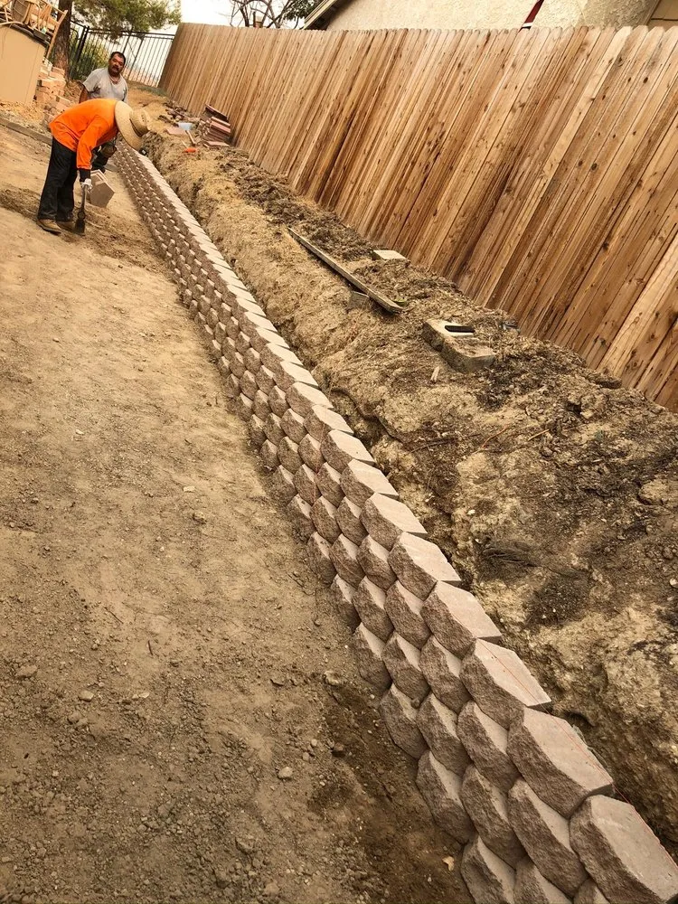 Professional outdoor landscaping experts serving Riverside, CA - Specialty Builders