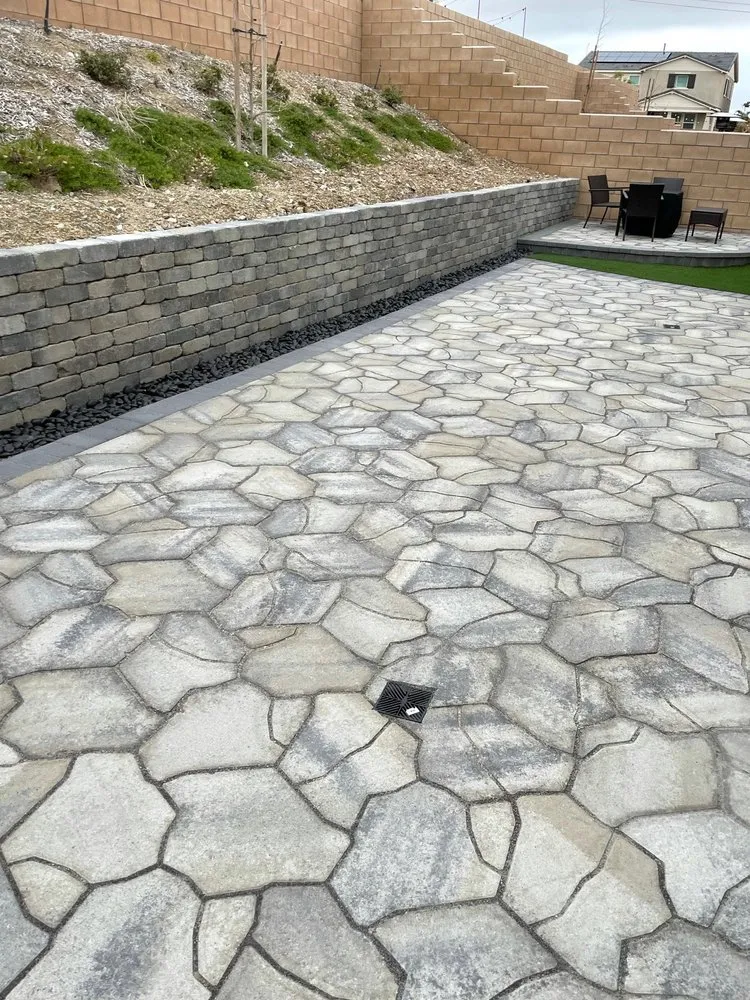 Custom residential landscaping for residential properties in Riverside, CA by Specialty Builders