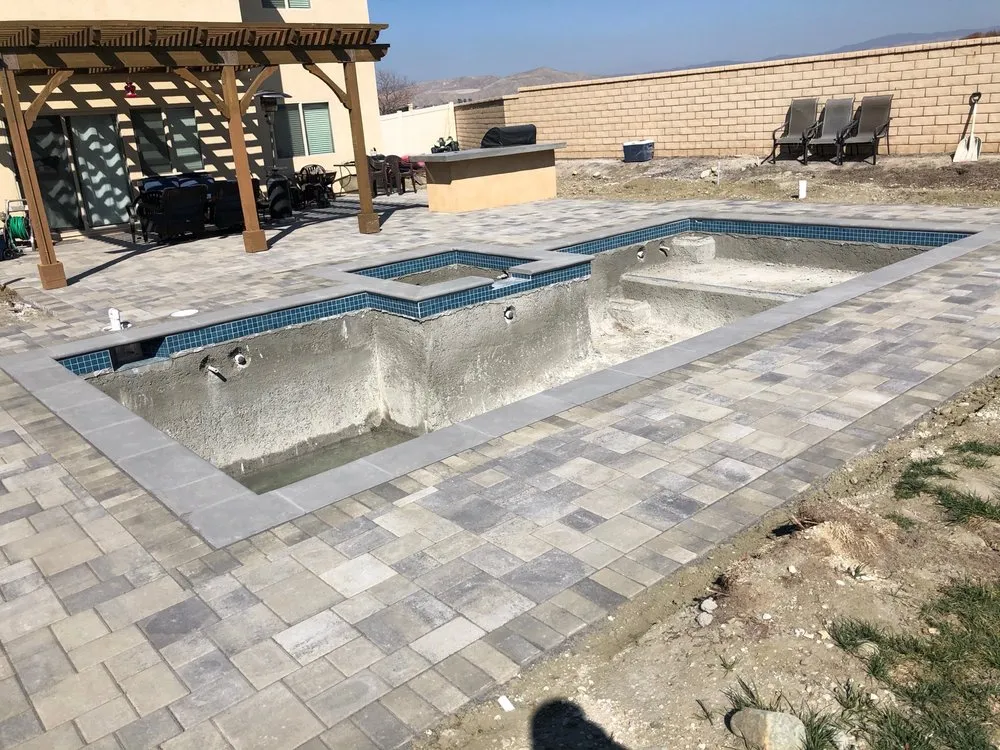 Local lawn mowing service experts serving Riverside, CA - Specialty Builders