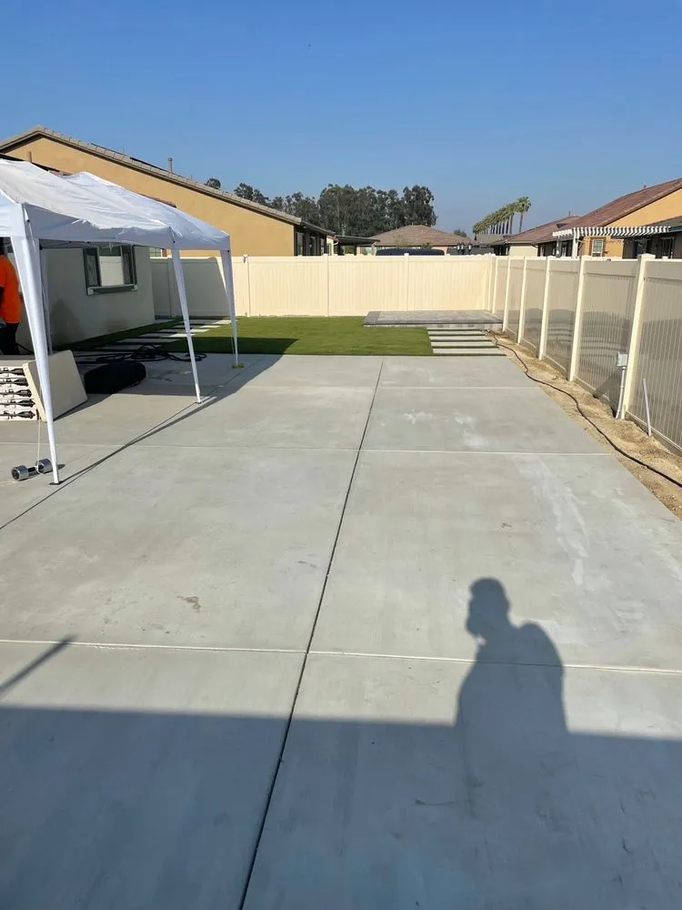 Local lawn mowing service experts serving Riverside, CA - Specialty Builders