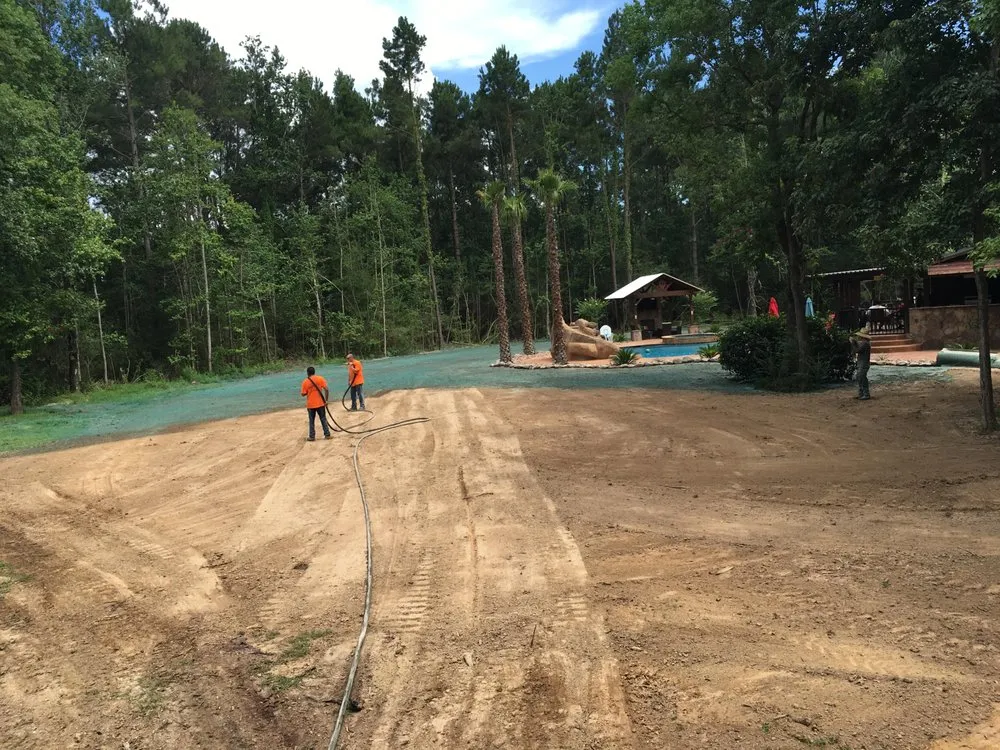 Custom outdoor landscaping in Cleveland, TX by Specialty Tractor And Landscaping Services