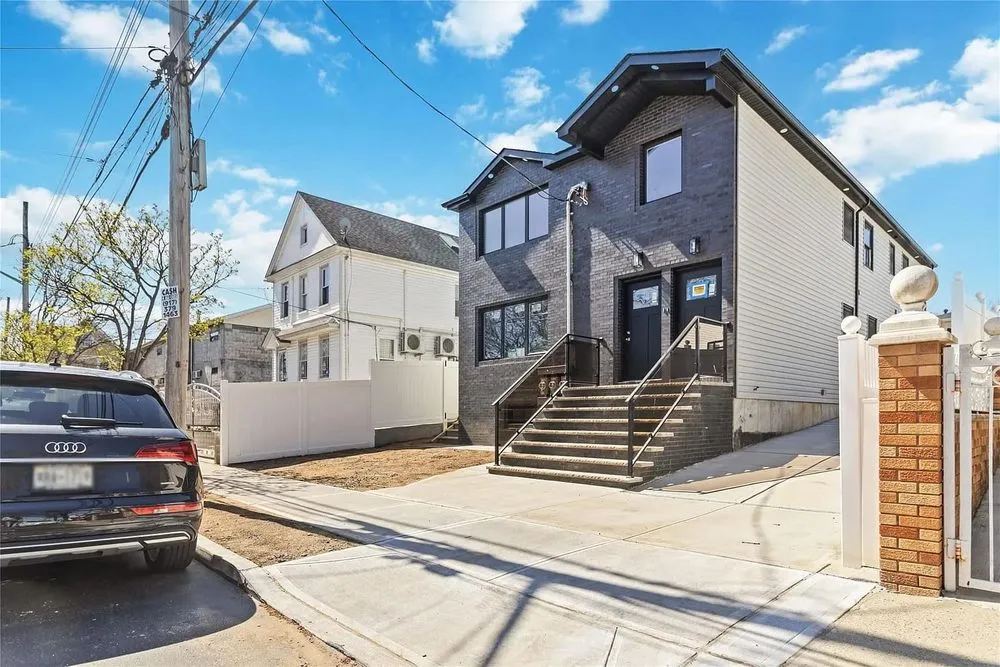 Professional lawn care service for outdoor upgrades across New York, NY - Specland Group