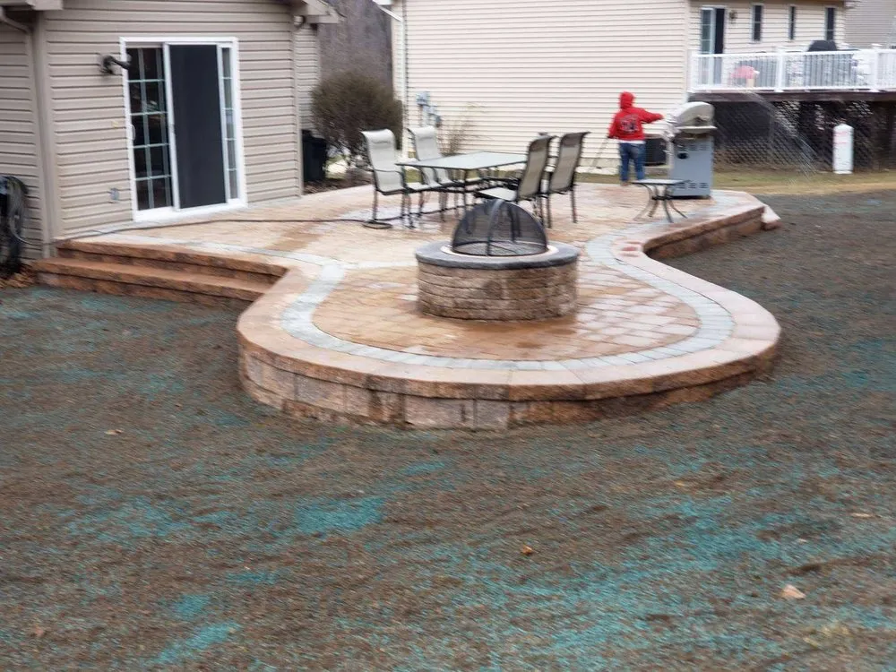 Top-rated garden landscaping in Hazleton, PA by Speedy Garcia Landscaping Corp
