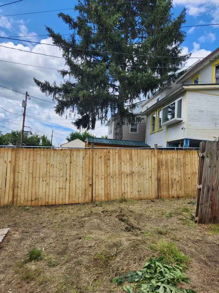 Top-rated landscape installation experts serving Huntingdon, PA - Speedy Greens Lawn Care