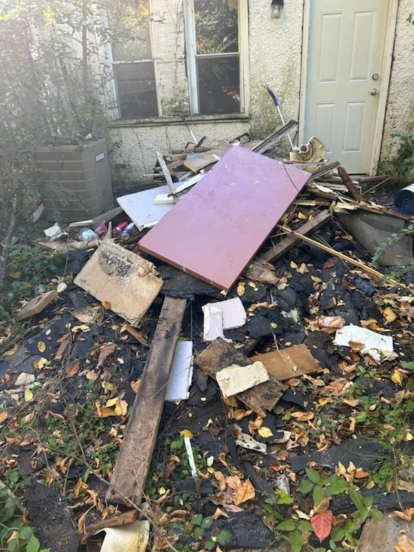 Affordable residential landscaping near you in Baltimore, MD by Speedy Haul Uplifters