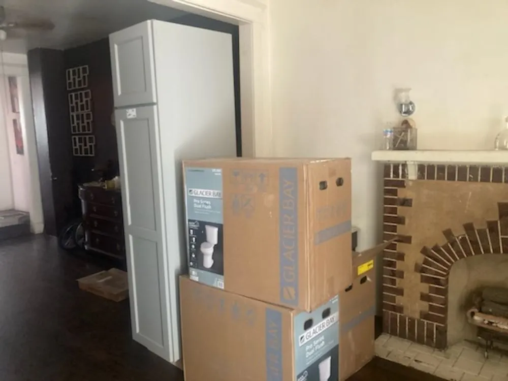 Professional lawn care service for beautiful yards across Baltimore, MD - Speedy Haul Uplifters