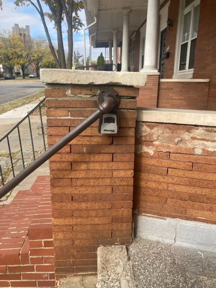 Affordable lawn care service in Baltimore, MD by Speedy Haul Uplifters