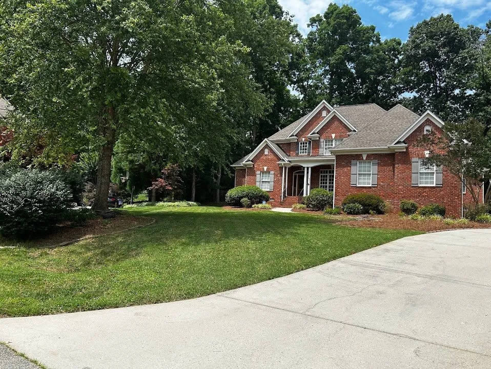Reliable residential landscaping experts serving Winston-Salem, NC - Speedy Landscaping
