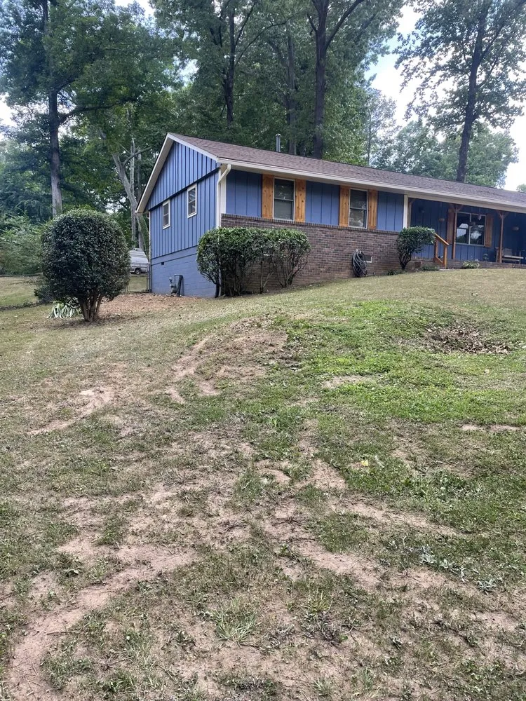 Expert garden landscaping in Decatur, GA by Speedy Lawn Care