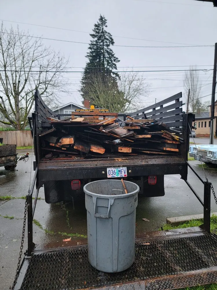 Custom lawn mowing service in Junction City, OR by Speedy Lawn Care Services