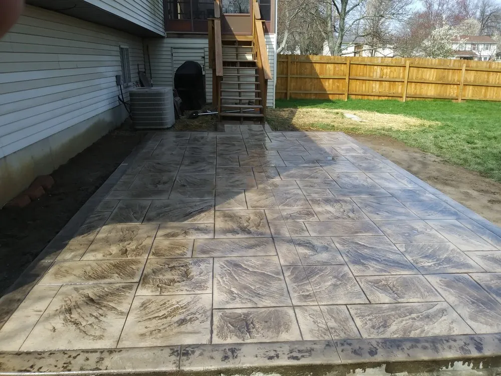 Top-rated lawn mowing service in Lindenwald, OH by Speedy's Landscaping and decorative concrete