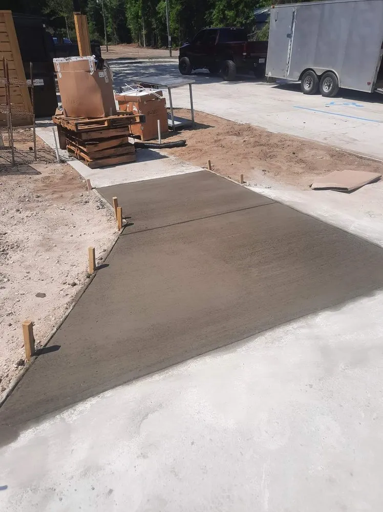 Custom landscape installation experts serving Moncks Corner, SC - Spell Landscaping and Concrete