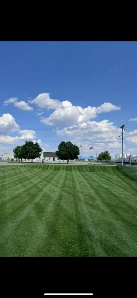 Top-rated landscaping services experts serving Fairmont, WV - Spell’s Lawn Care Landscaping Handyman Needs