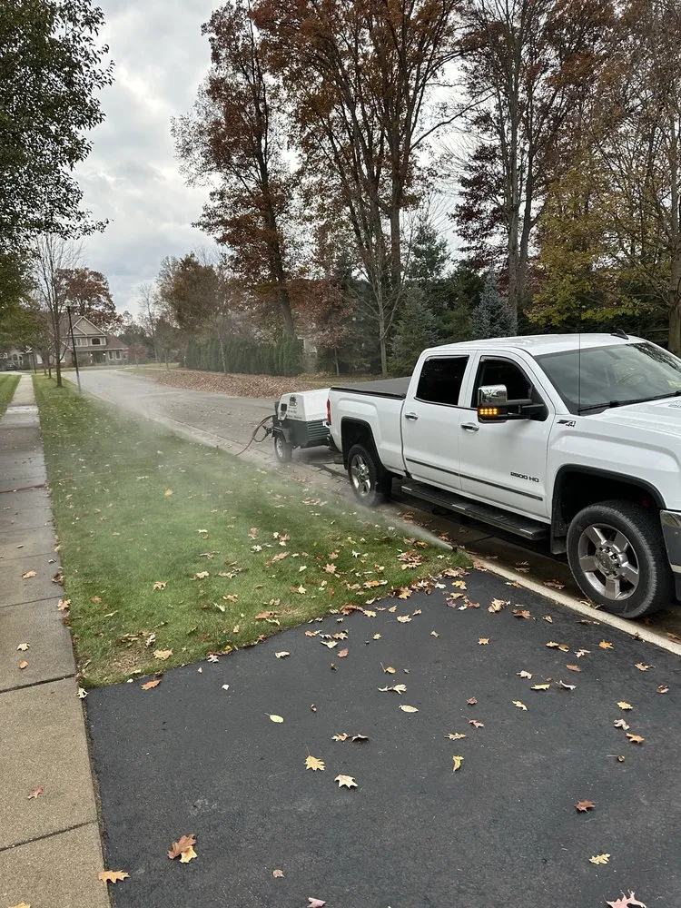 Expert yard maintenance experts serving Ottawa Lake, MI - Spencer Lawn & Landscape